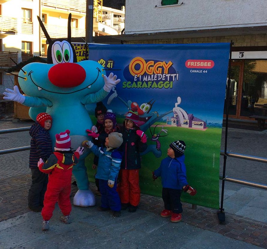 evento-con-Oggy-e-scarafaggi-al-centro-commerciale-6